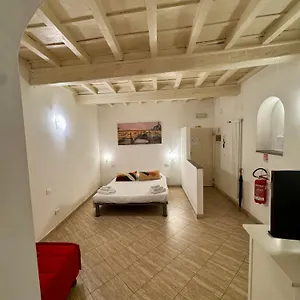  Apartamento Lovely Portion Of Few Steps From Basilica Santa Croce